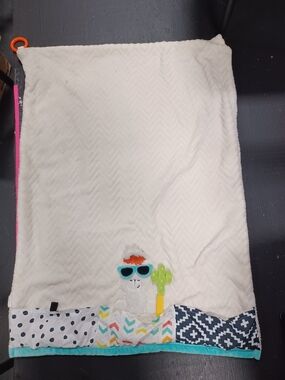 Plush Cream Kids Blanket with Llama and Colorful Trim
